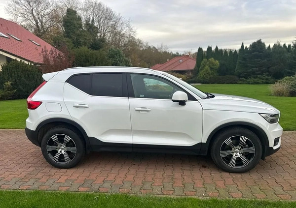 Volvo XC 40 cena 104900 przebieg: 190000, rok produkcji 2018 z Dobra małe 232